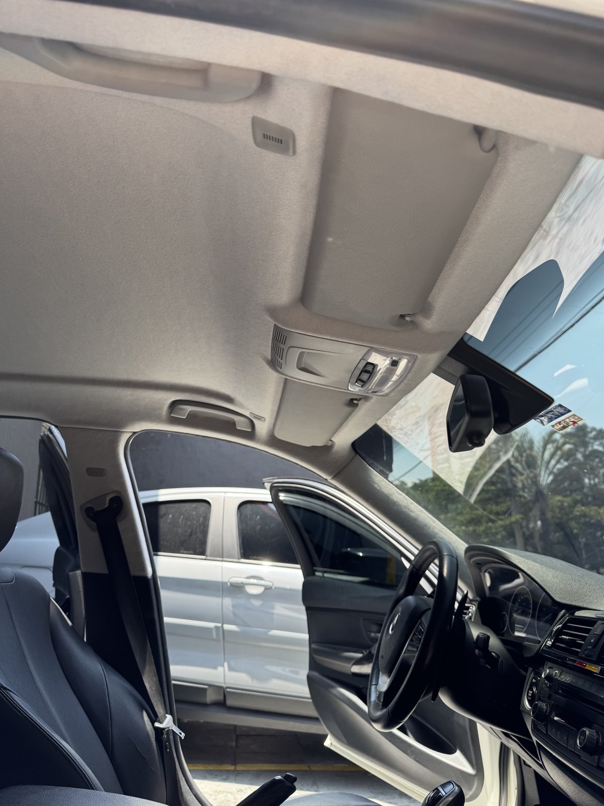 Interior renovado – BMW Série 3